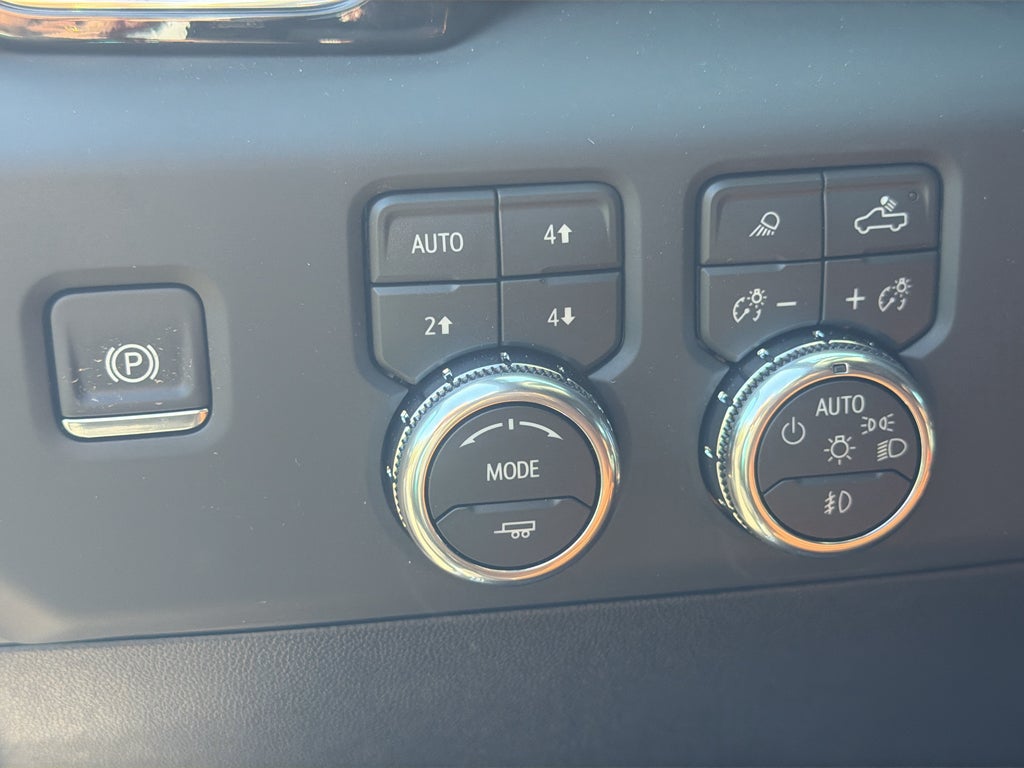 2026 GMC Sierra 3500 HD Denali Ultimate DRW