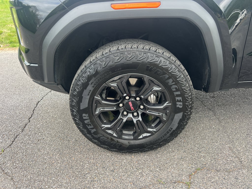 2024 GMC Canyon Elevation