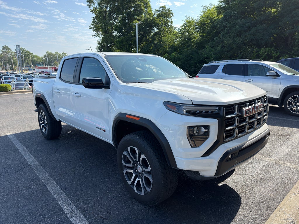 2024 GMC Canyon AT4