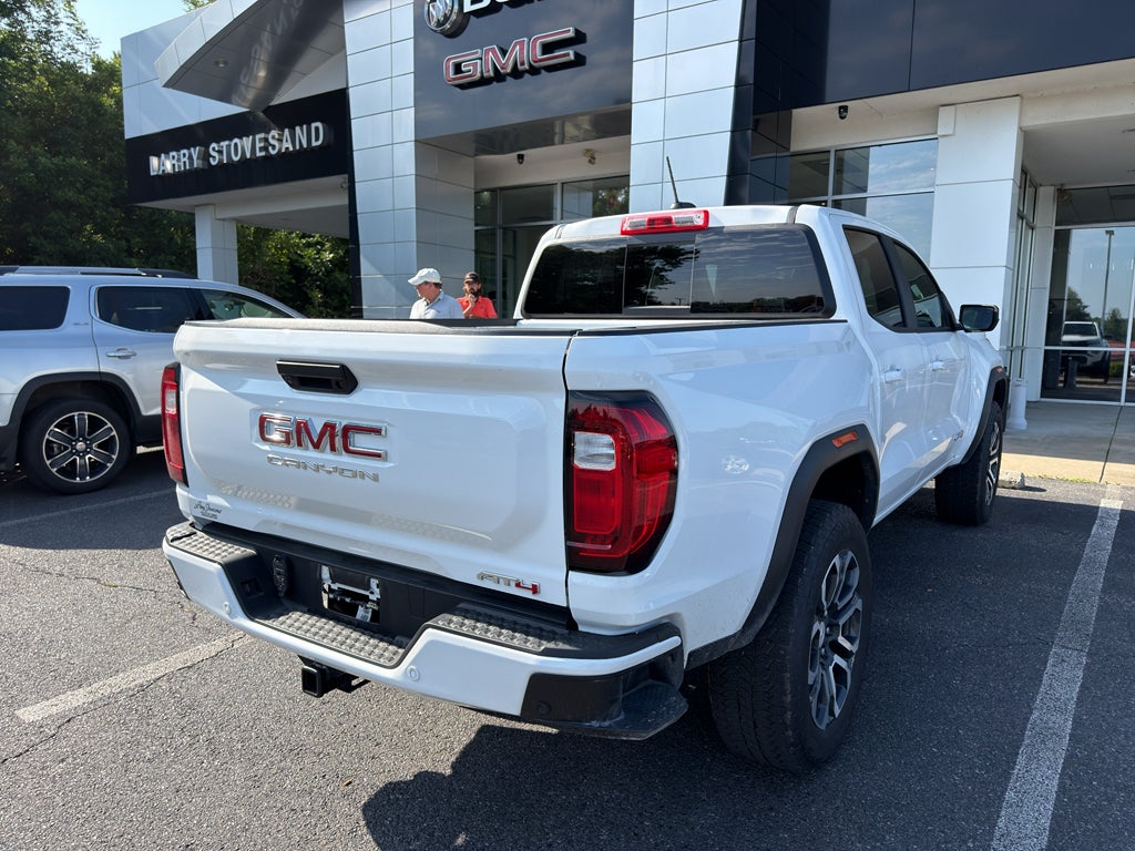 2024 GMC Canyon AT4