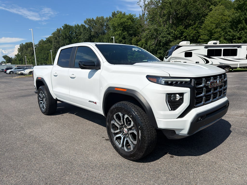 2024 GMC Canyon AT4