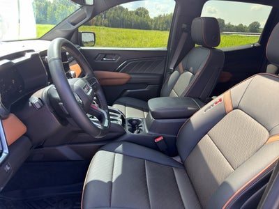 2024 GMC Canyon AT4