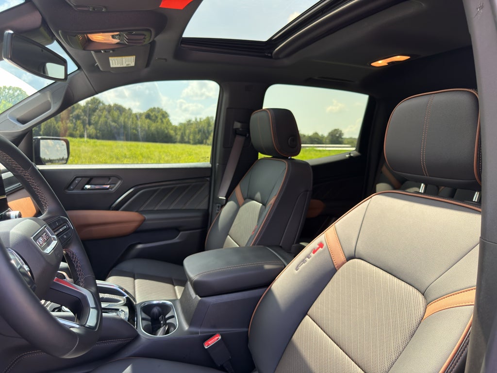 2024 GMC Canyon AT4