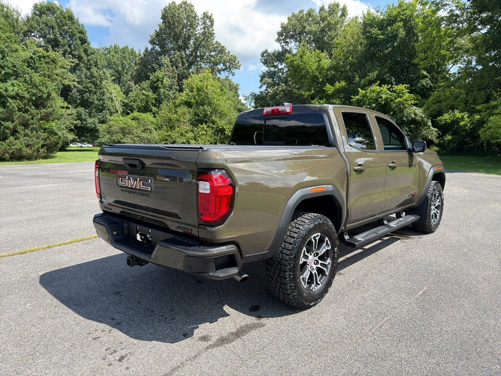 2024 GMC Canyon AT4