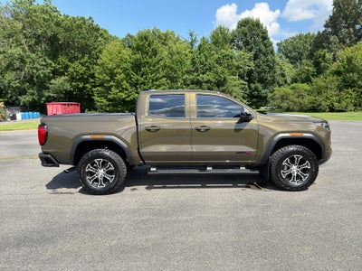 2024 GMC Canyon AT4