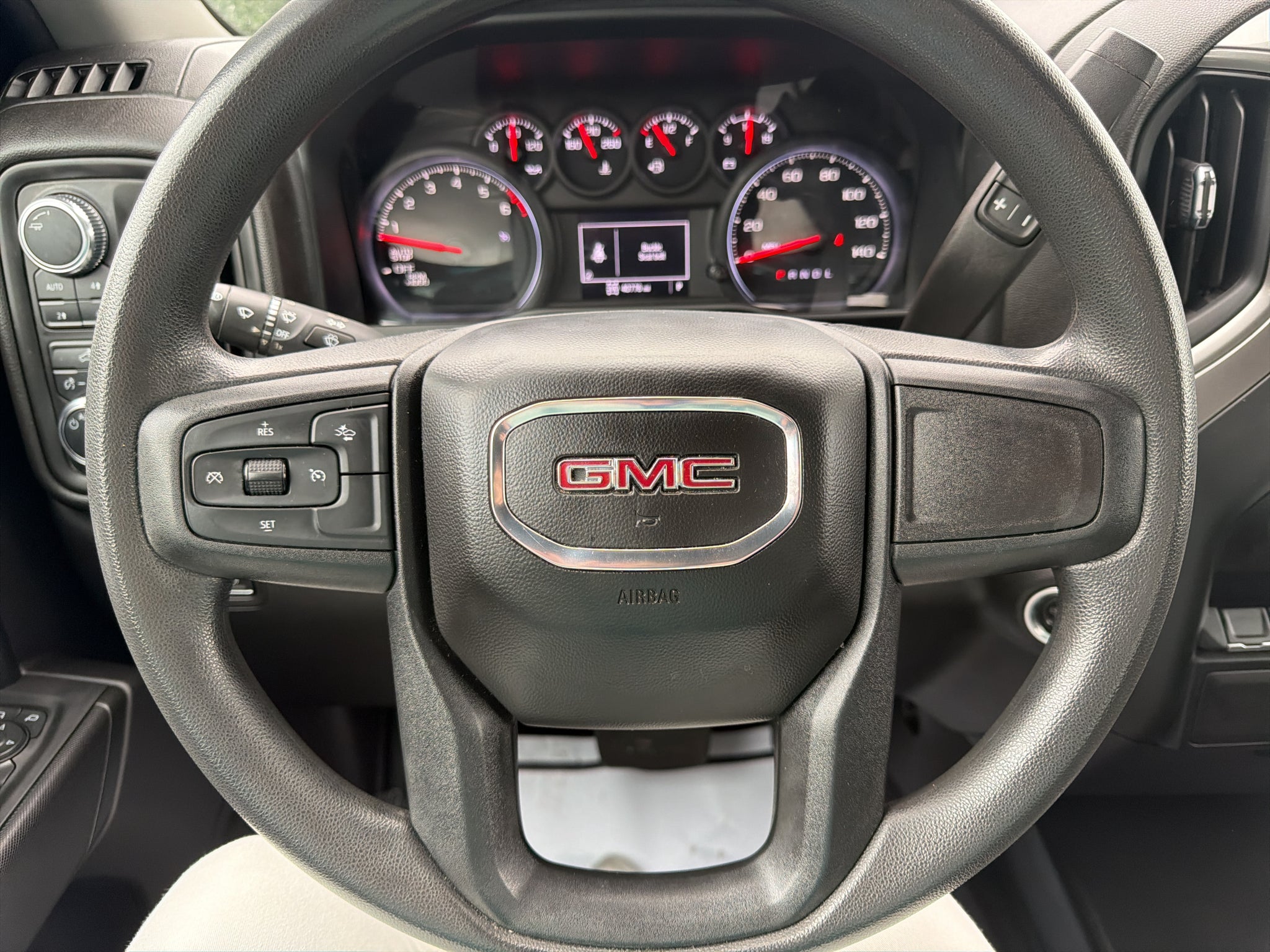 2023 GMC Sierra 1500 Pro