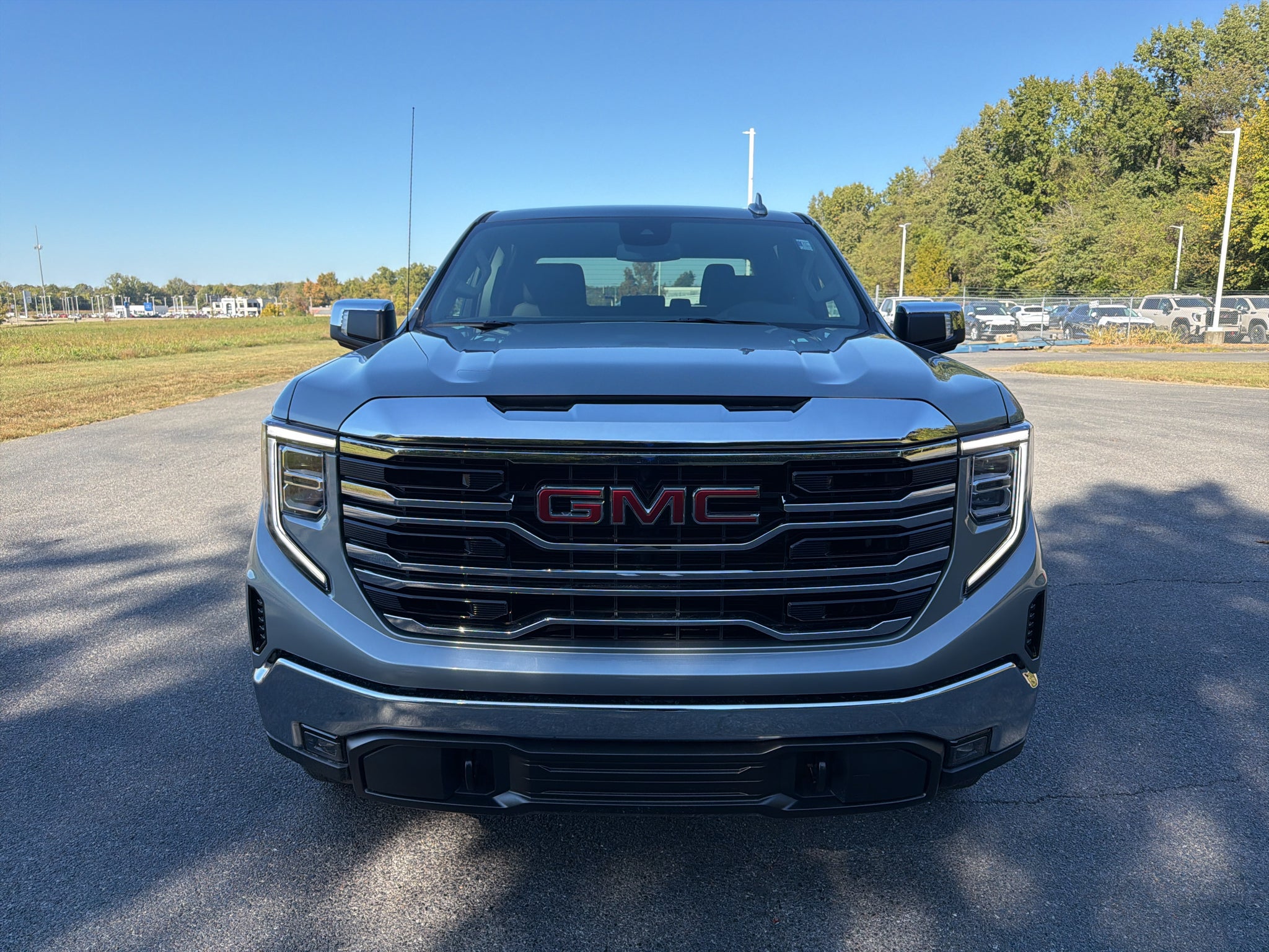 2026 GMC Sierra 1500 SLT - Photo 7