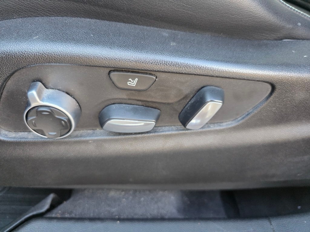 2019 Cadillac XT4 AWD Premium Luxury