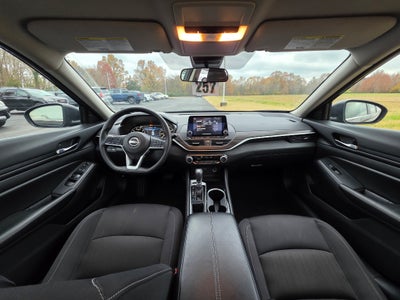 2024 Nissan Altima SV FWD