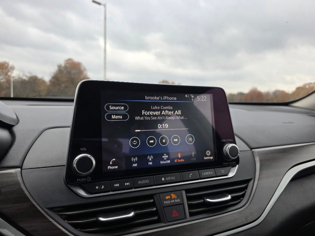 2024 Nissan Altima SV FWD