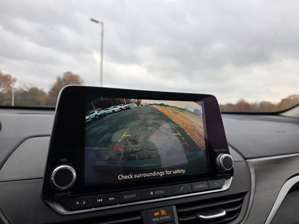 2024 Nissan Altima SV FWD