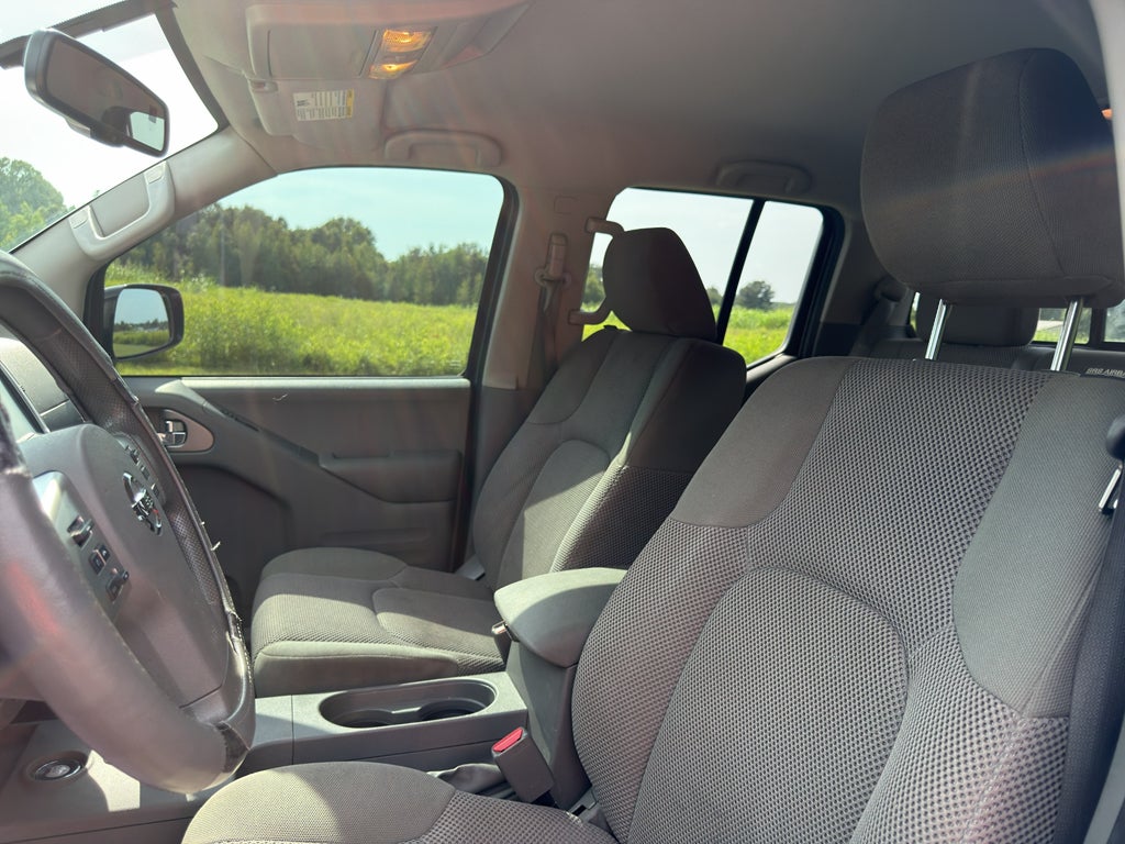 2020 Nissan Frontier Crew Cab SV 4x4