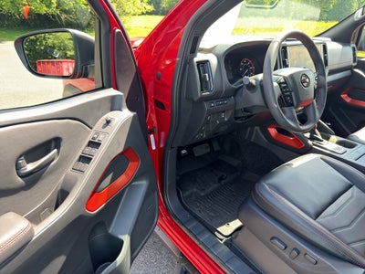 2026 Nissan Frontier Crew Cab PRO-4X 4x4