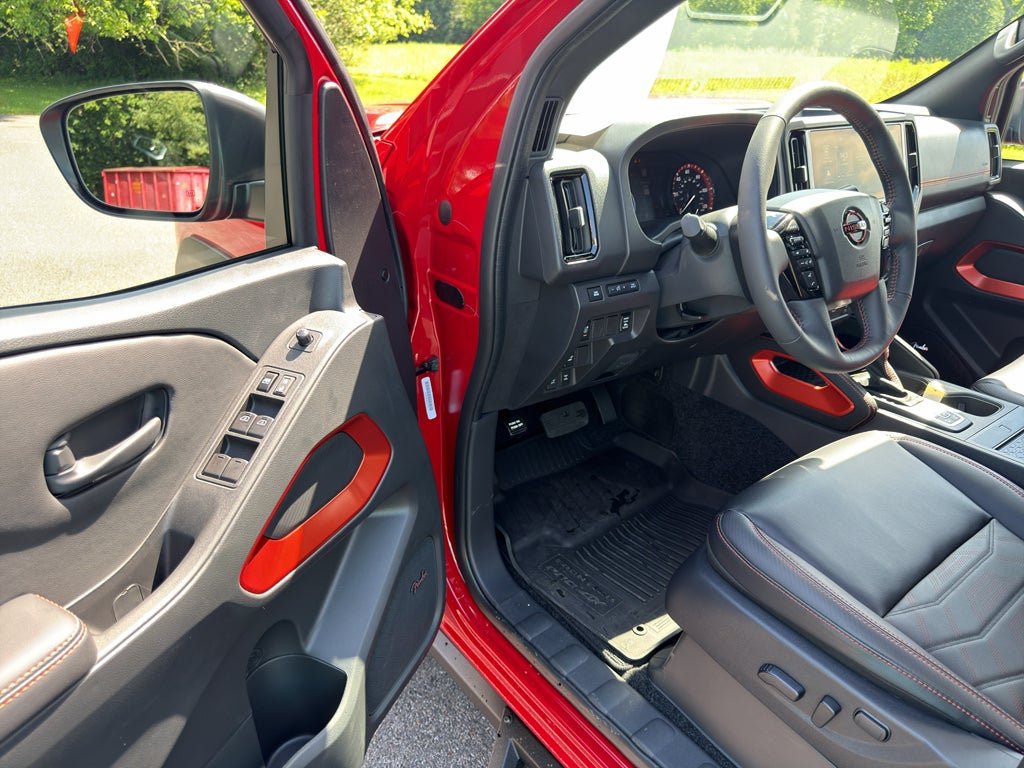 2026 Nissan Frontier Crew Cab PRO-4X 4x4