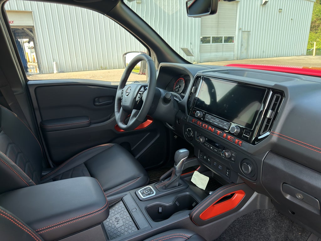 2026 Nissan Frontier Crew Cab PRO-4X 4x4