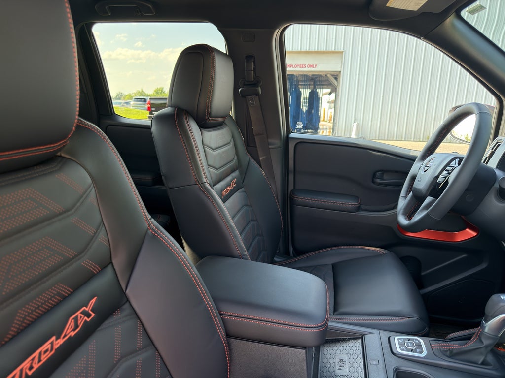 2026 Nissan Frontier Crew Cab PRO-4X 4x4
