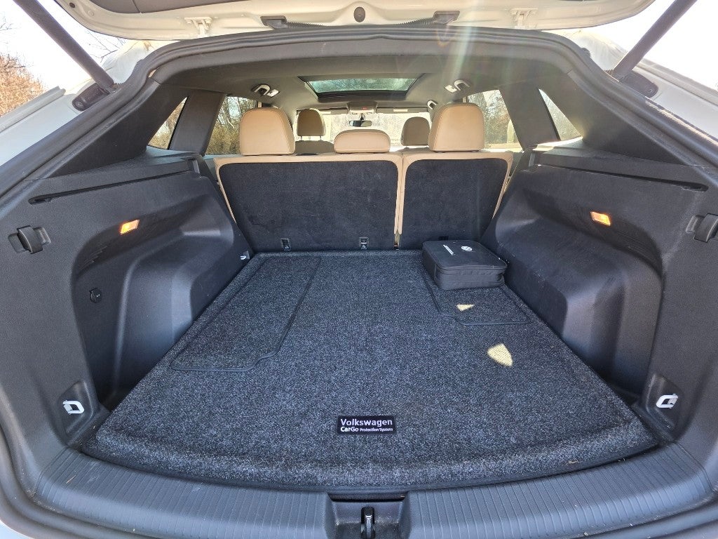 2020 Volkswagen Atlas Cross Sport 2.0T SE w/Technology