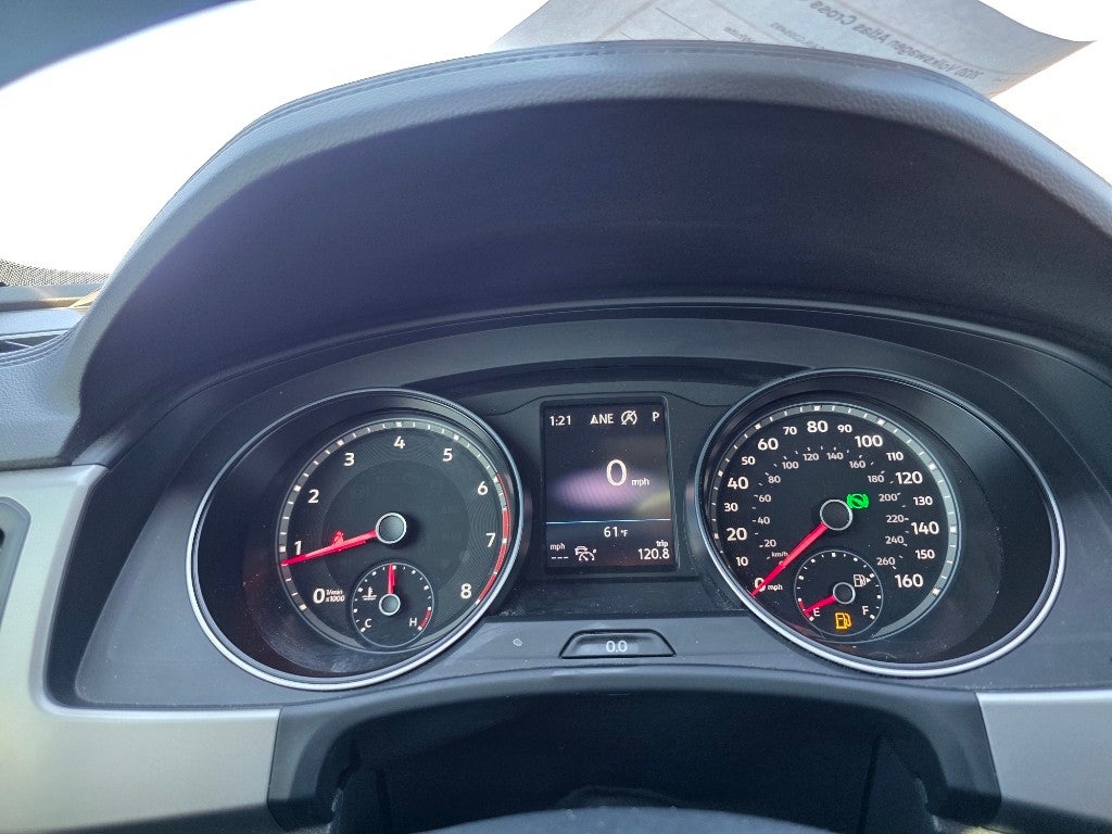 2020 Volkswagen Atlas Cross Sport 2.0T SE w/Technology