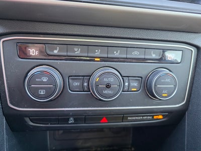 2020 Volkswagen Atlas Cross Sport 2.0T SE w/Technology