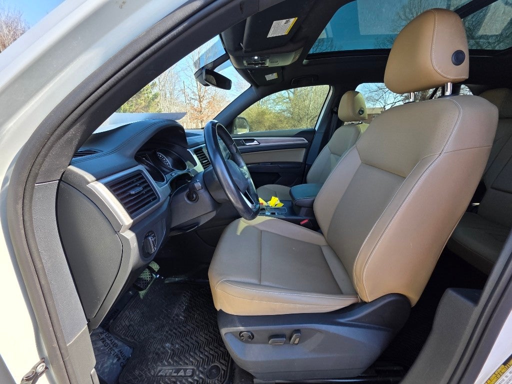 2020 Volkswagen Atlas Cross Sport 2.0T SE w/Technology