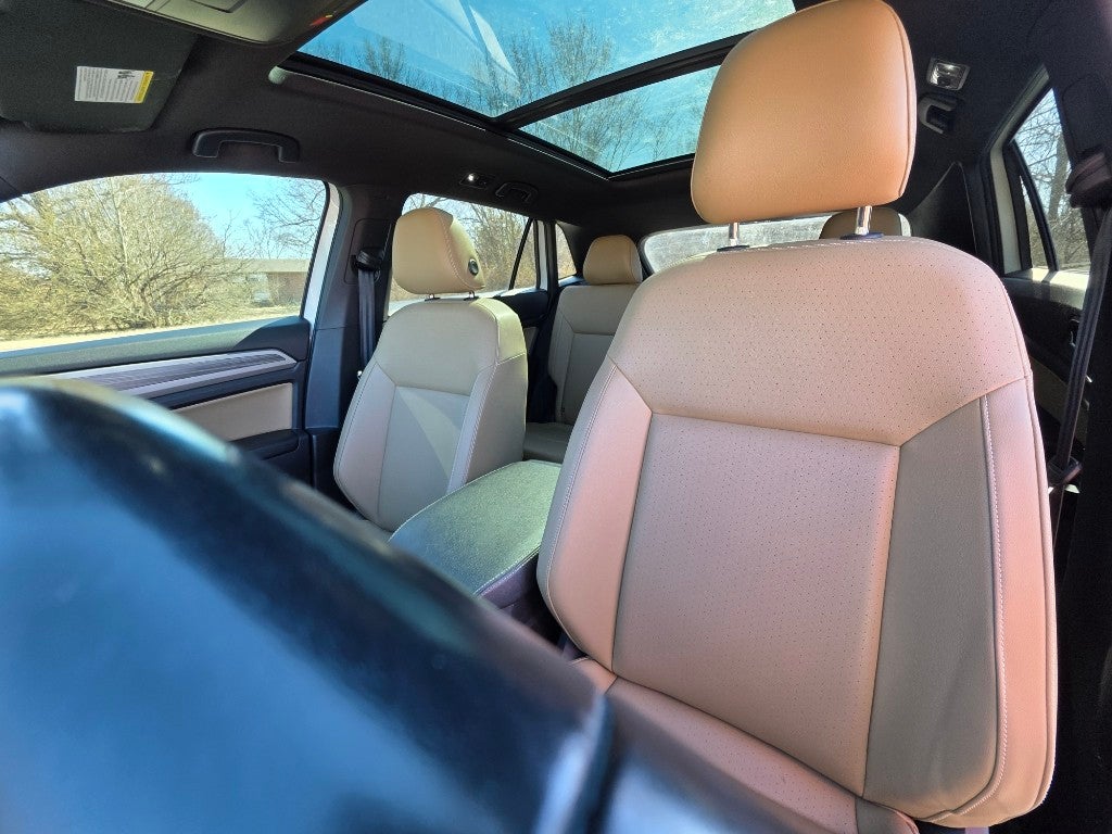 2020 Volkswagen Atlas Cross Sport 2.0T SE w/Technology