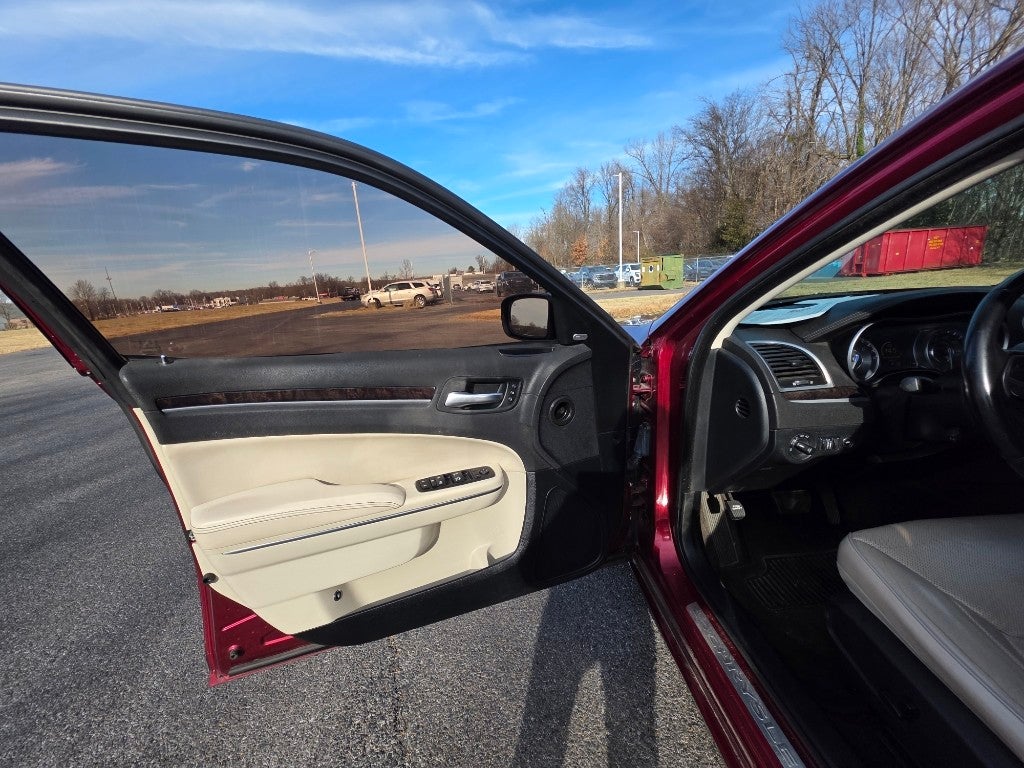 2016 Chrysler 300C AWD