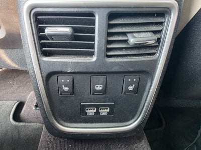 2016 Chrysler 300C AWD