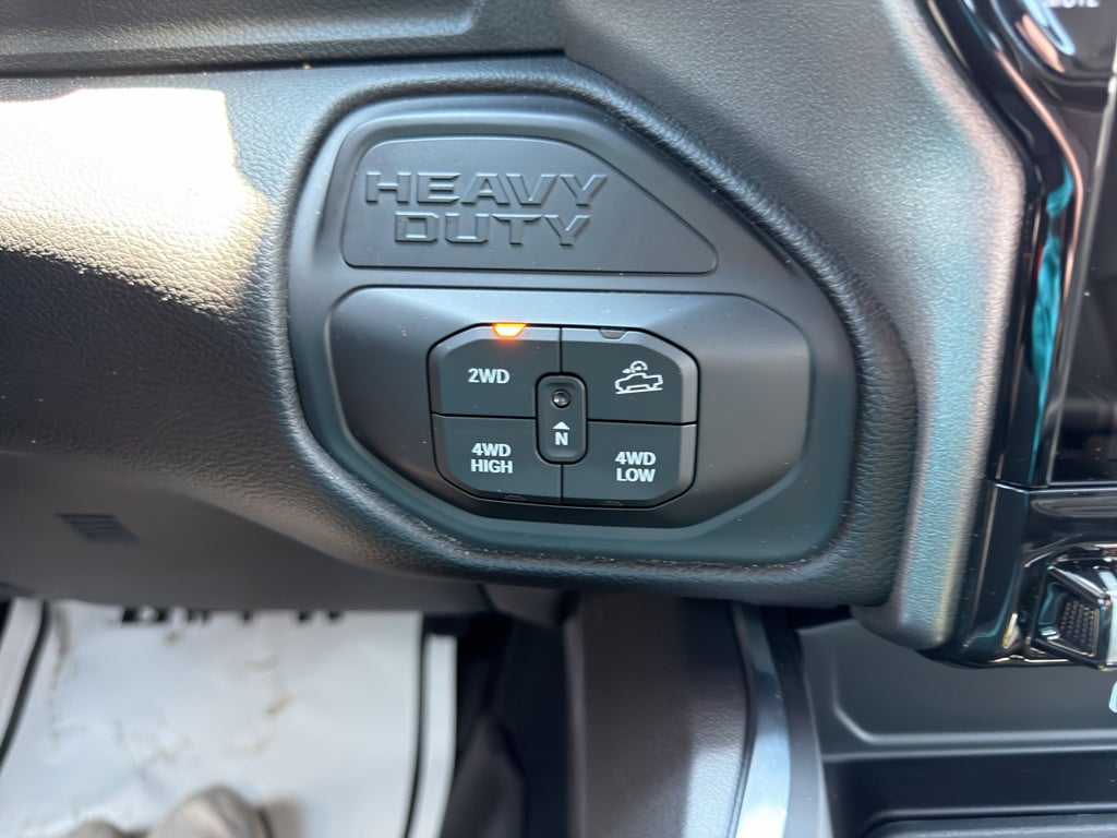 2025 RAM 2500 Laramie Crew Cab 4x4 6'4" Box