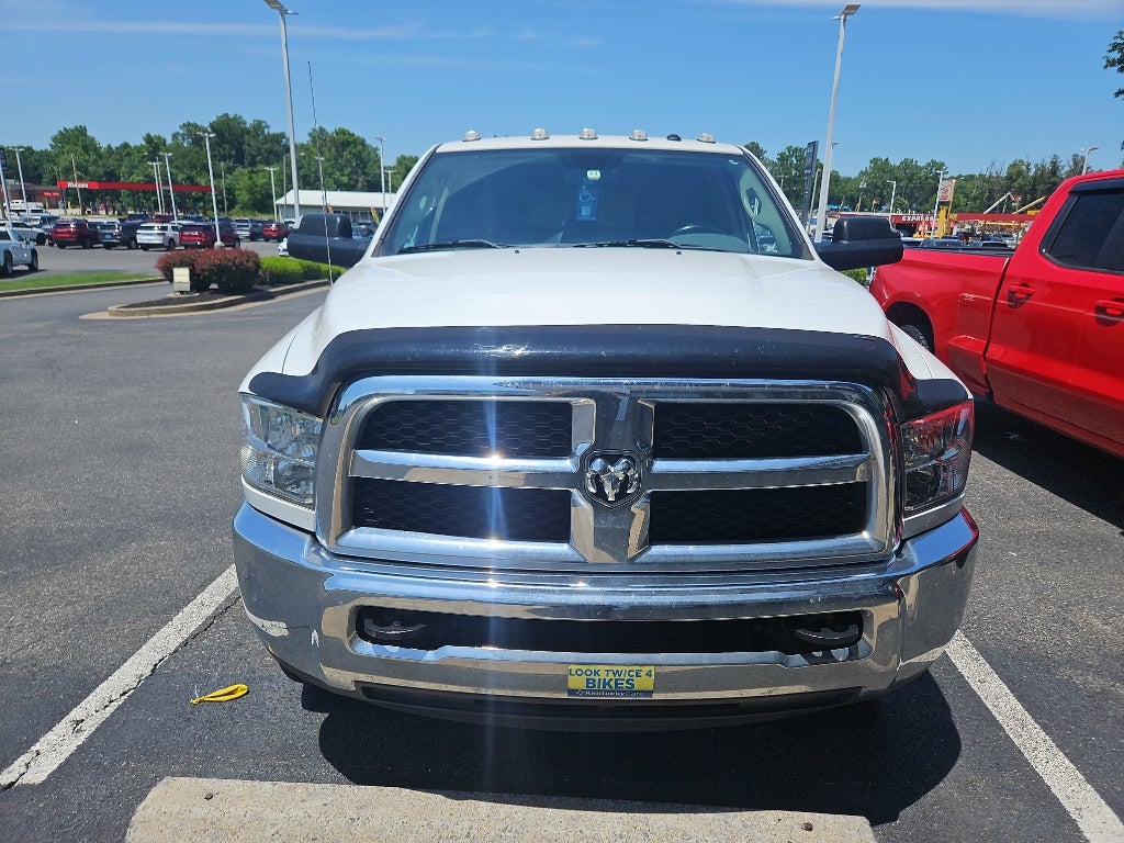 2018 RAM 3500 Tradesman Crew Cab 4x4 8' Box