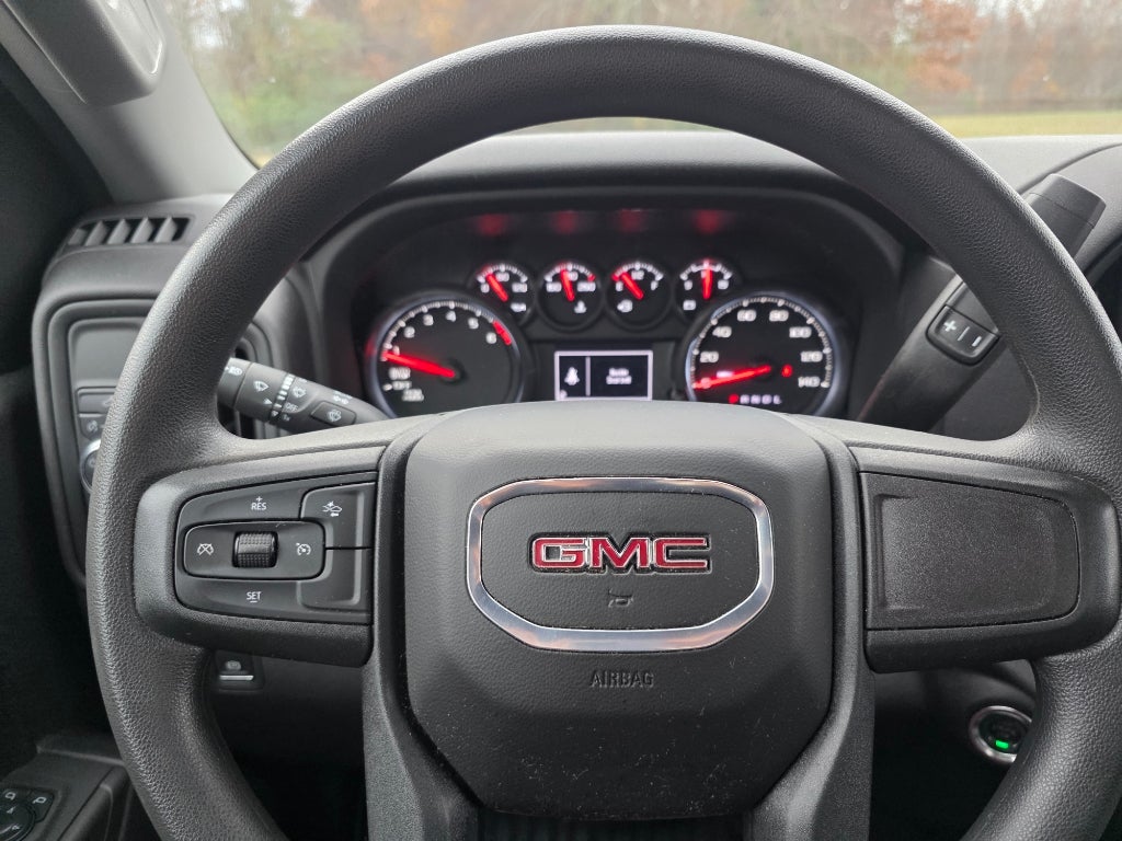 2025 GMC Sierra 1500 Pro
