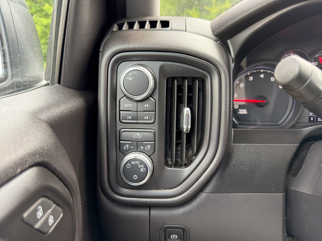 2021 GMC Sierra 1500 4WD Crew Cab Short Box