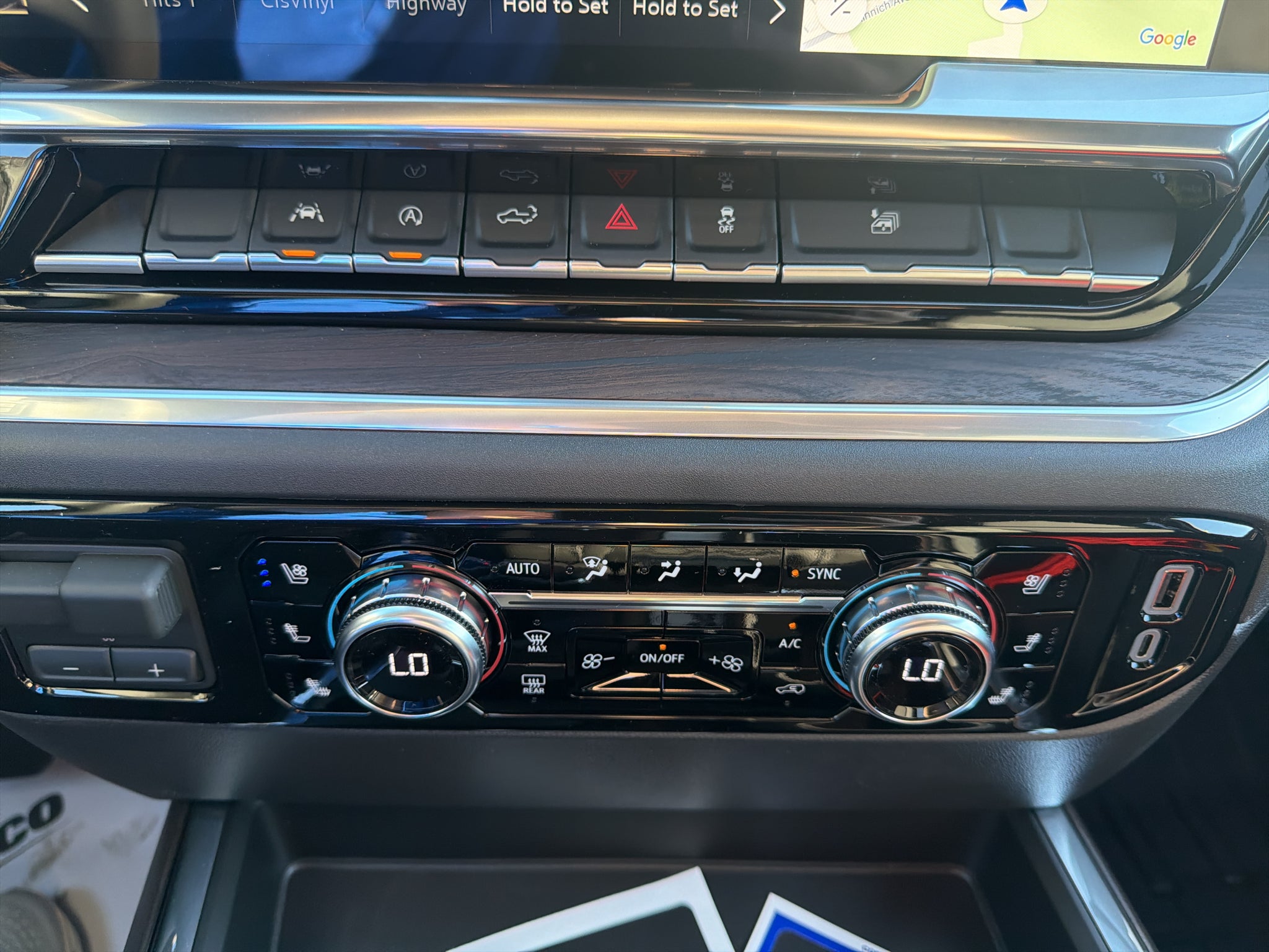 2026 GMC Sierra 1500 SLT - Photo 19