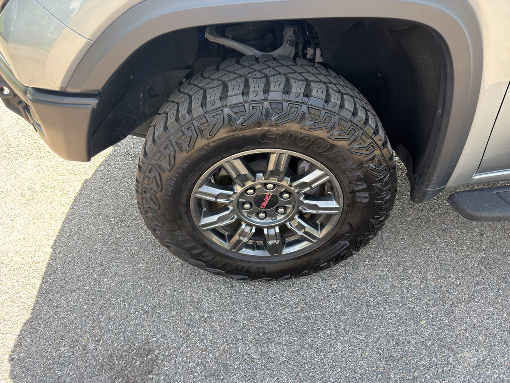 2024 GMC Sierra 1500 AT4X