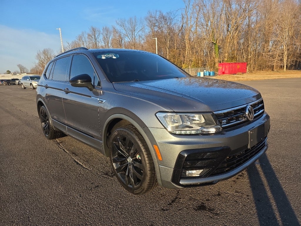 2021 Volkswagen Tiguan 2.0T SE R-Line Black