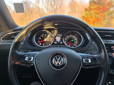 2021 Volkswagen Tiguan 2.0T SE R-Line Black