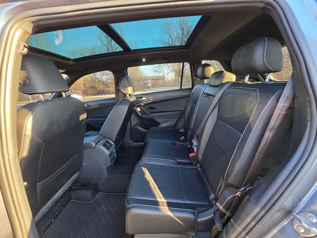 2021 Volkswagen Tiguan 2.0T SE R-Line Black