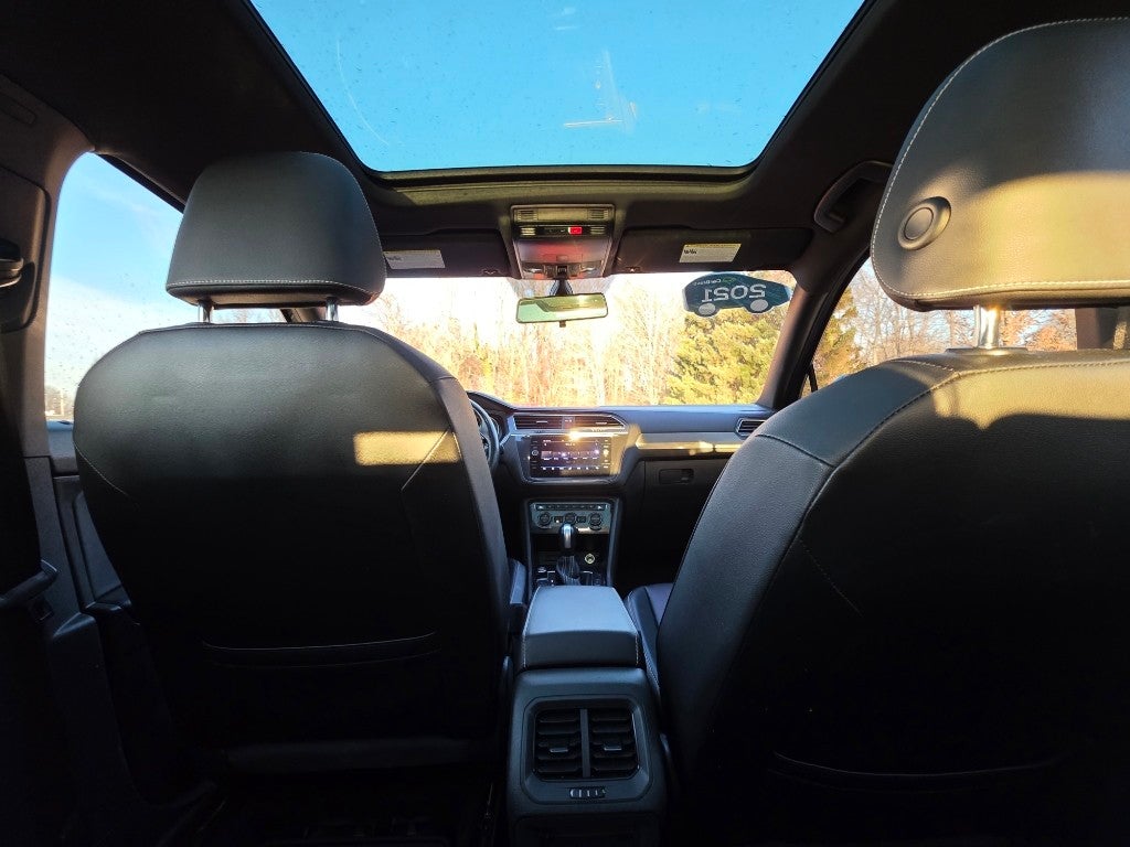 2021 Volkswagen Tiguan 2.0T SE R-Line Black