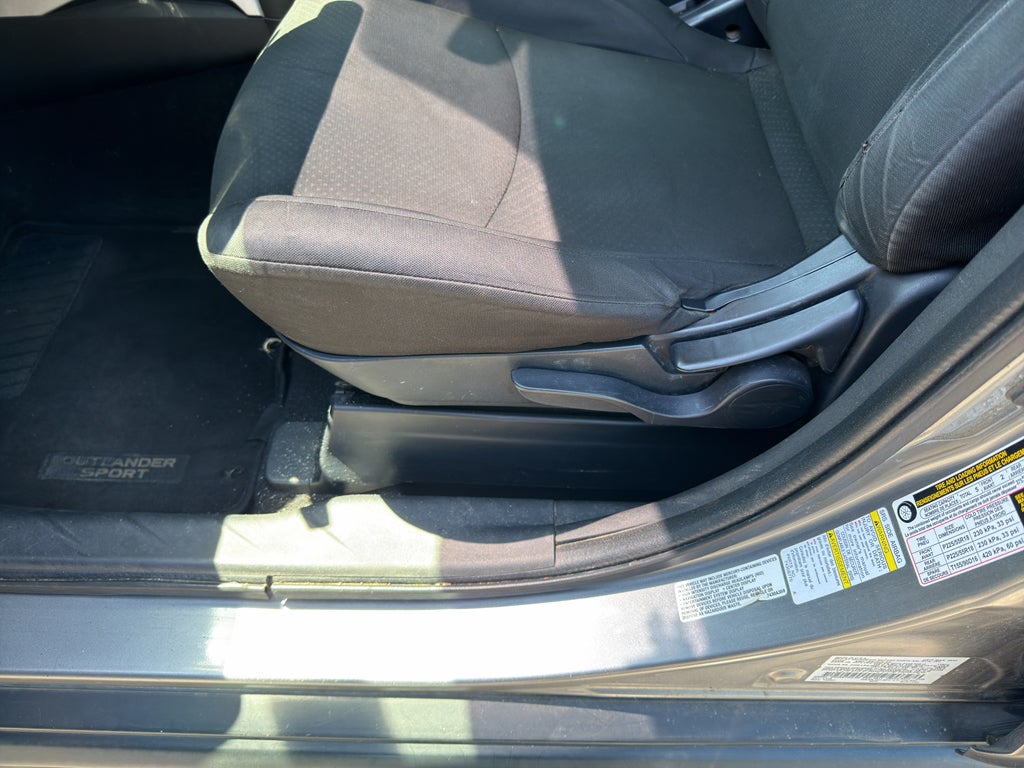 2013 Mitsubishi Outlander Sport ES