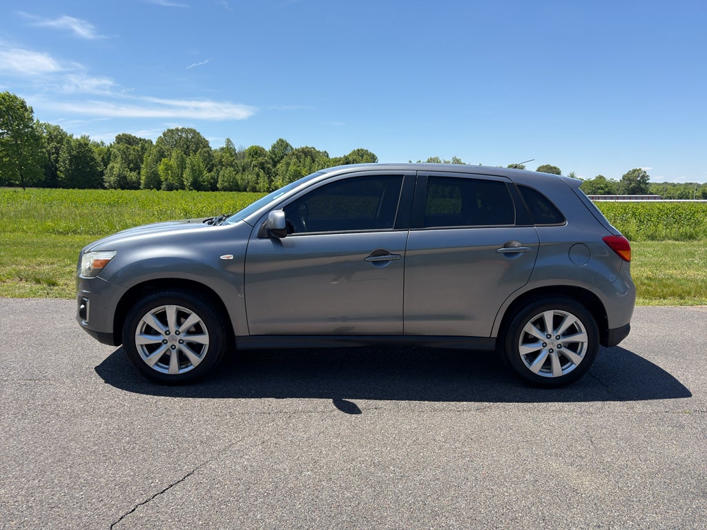 2013 Mitsubishi Outlander Sport ES