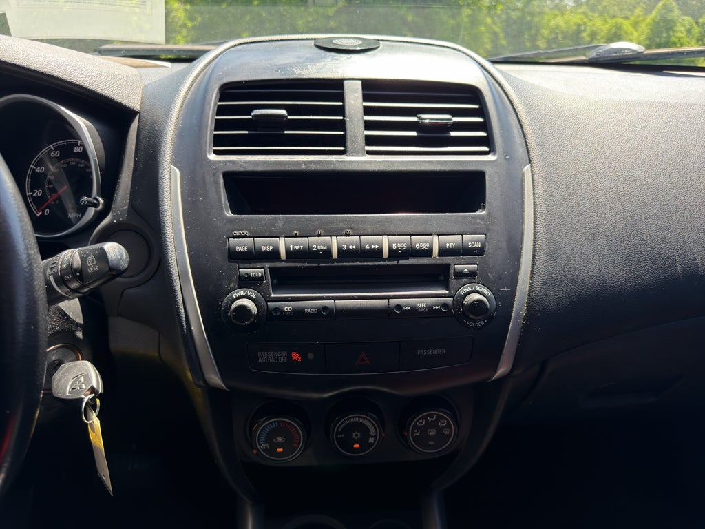 2013 Mitsubishi Outlander Sport ES