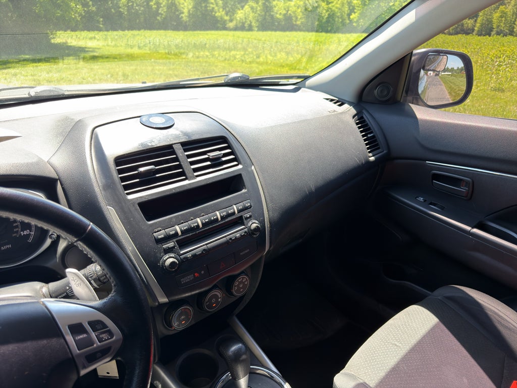 2013 Mitsubishi Outlander Sport ES