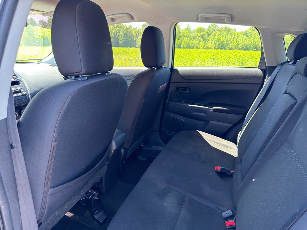 2013 Mitsubishi Outlander Sport ES
