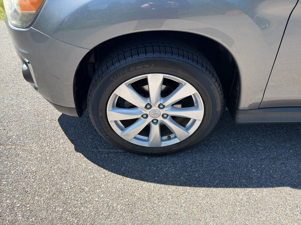 2013 Mitsubishi Outlander Sport ES