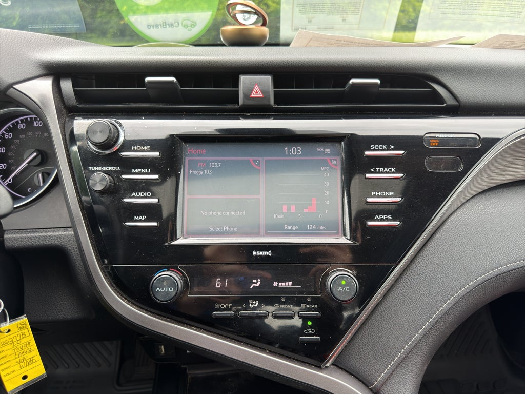 2020 Toyota Camry SE