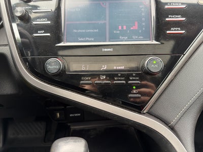 2020 Toyota Camry SE