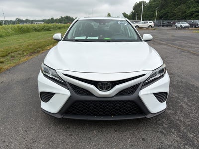 2020 Toyota Camry SE