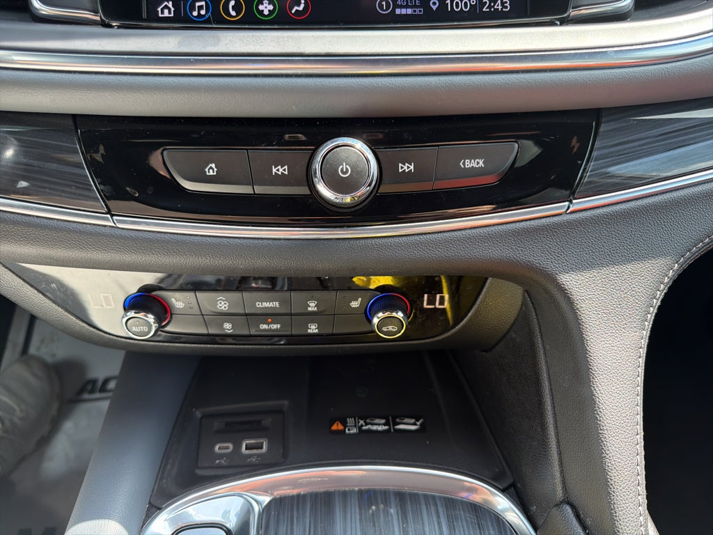 2024 Buick Enclave Essence