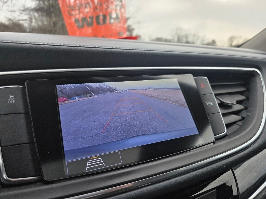 2020 Buick Enclave Essence
