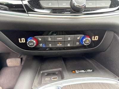 2022 Buick Enclave Avenir