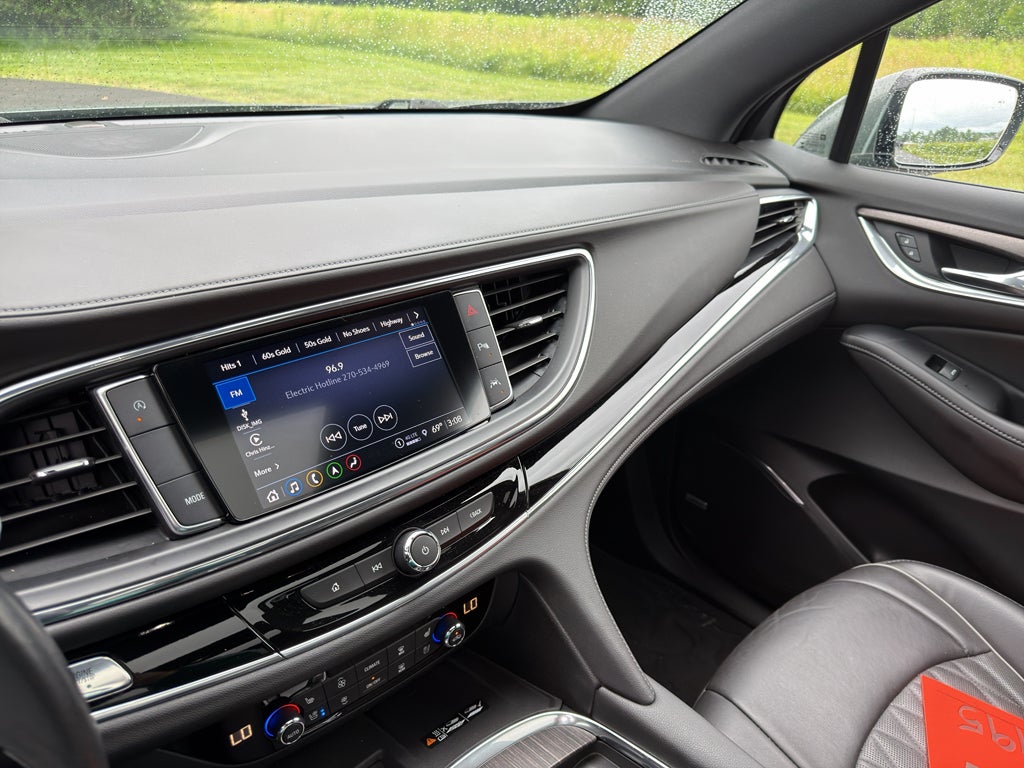 2022 Buick Enclave Avenir